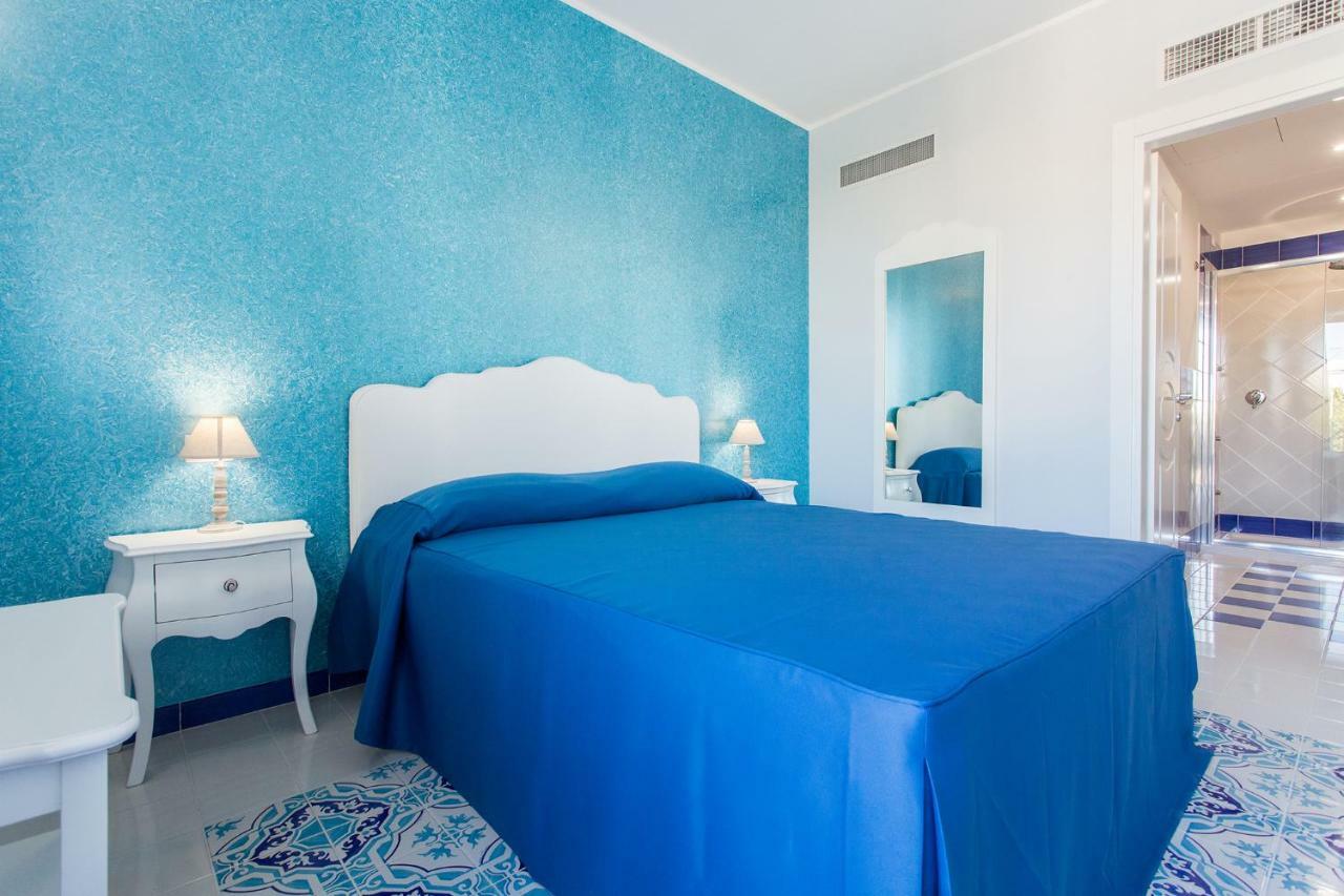 Odysseus Hotel 3*