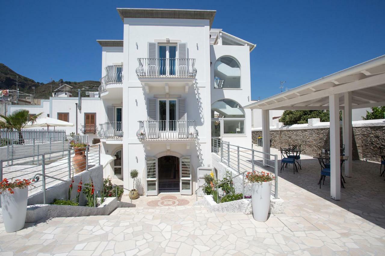 Odysseus Hotel 3*